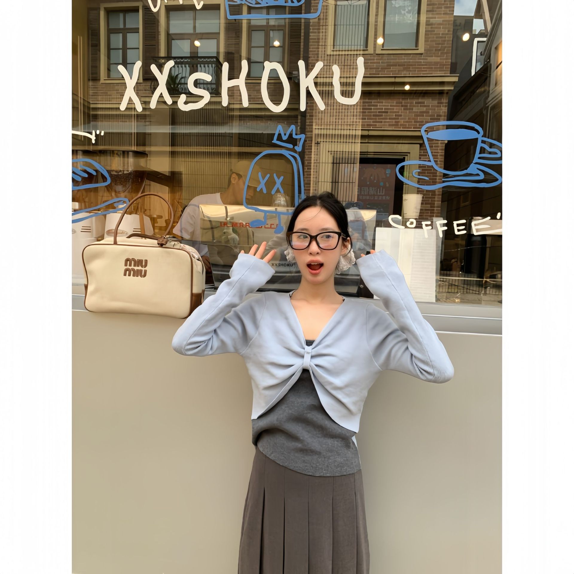 秋冬款法式减龄蝴蝶结修身假两件针织衫女F2387