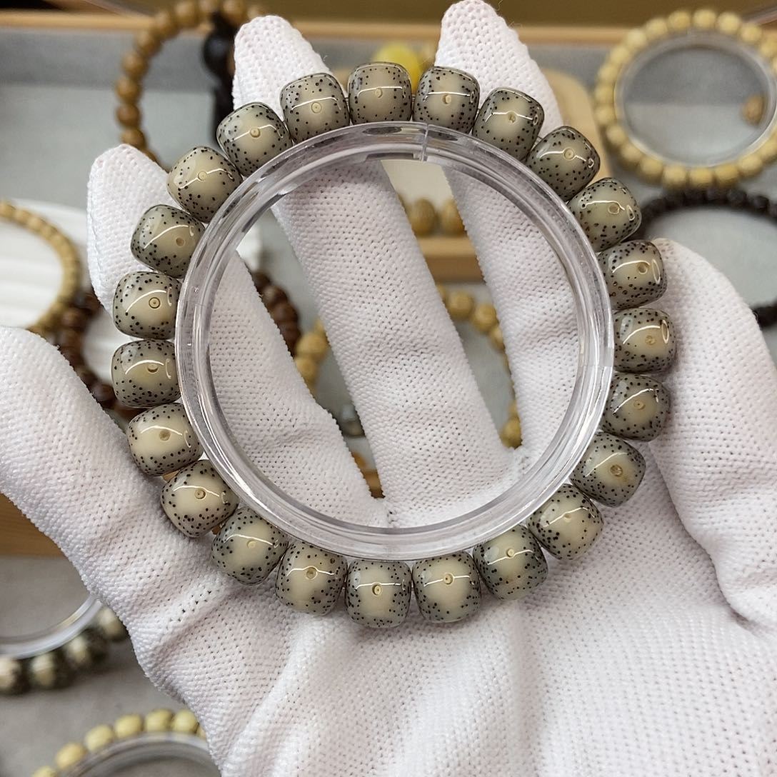 星月菩提手串文*生10灰冰牛眼细星