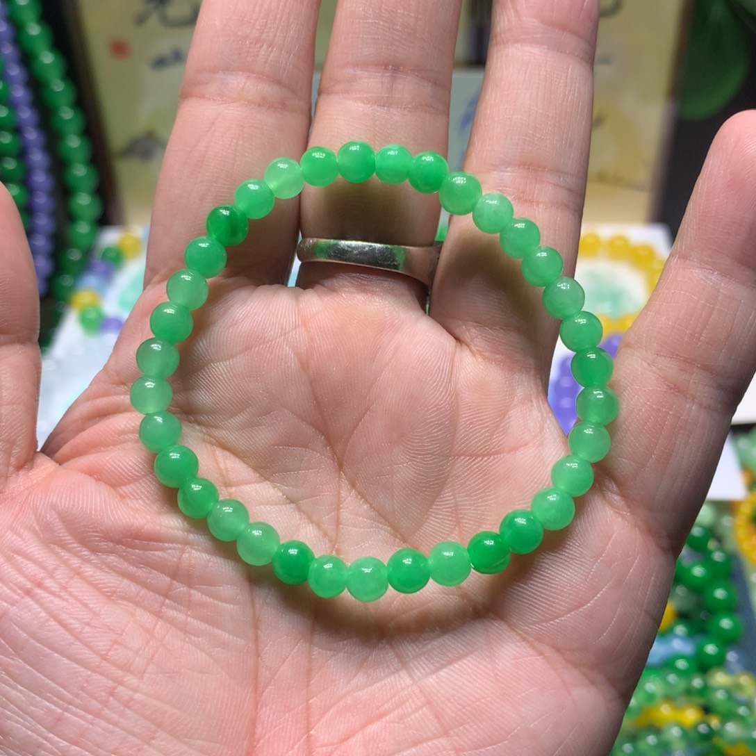 翡翠散珠果绿卡6珠子