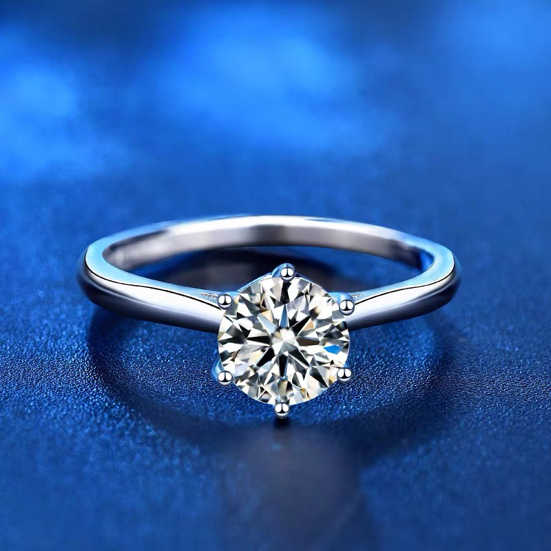 925银莫桑石戒指 ［周家六爪］S925银 镀 18k D色莫桑钻戒0.5-3ct
