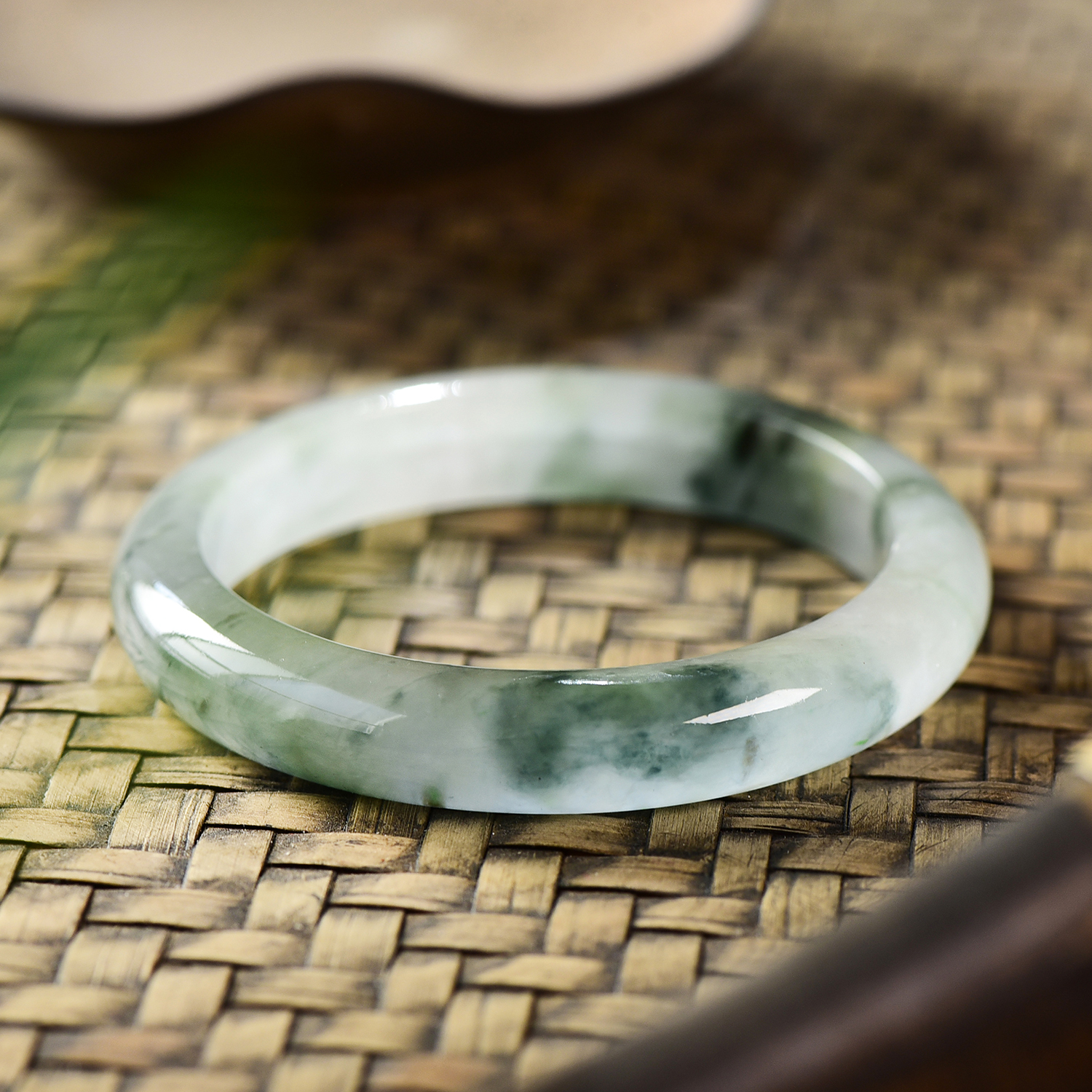 时尚缅风冰透测量精美美人镯