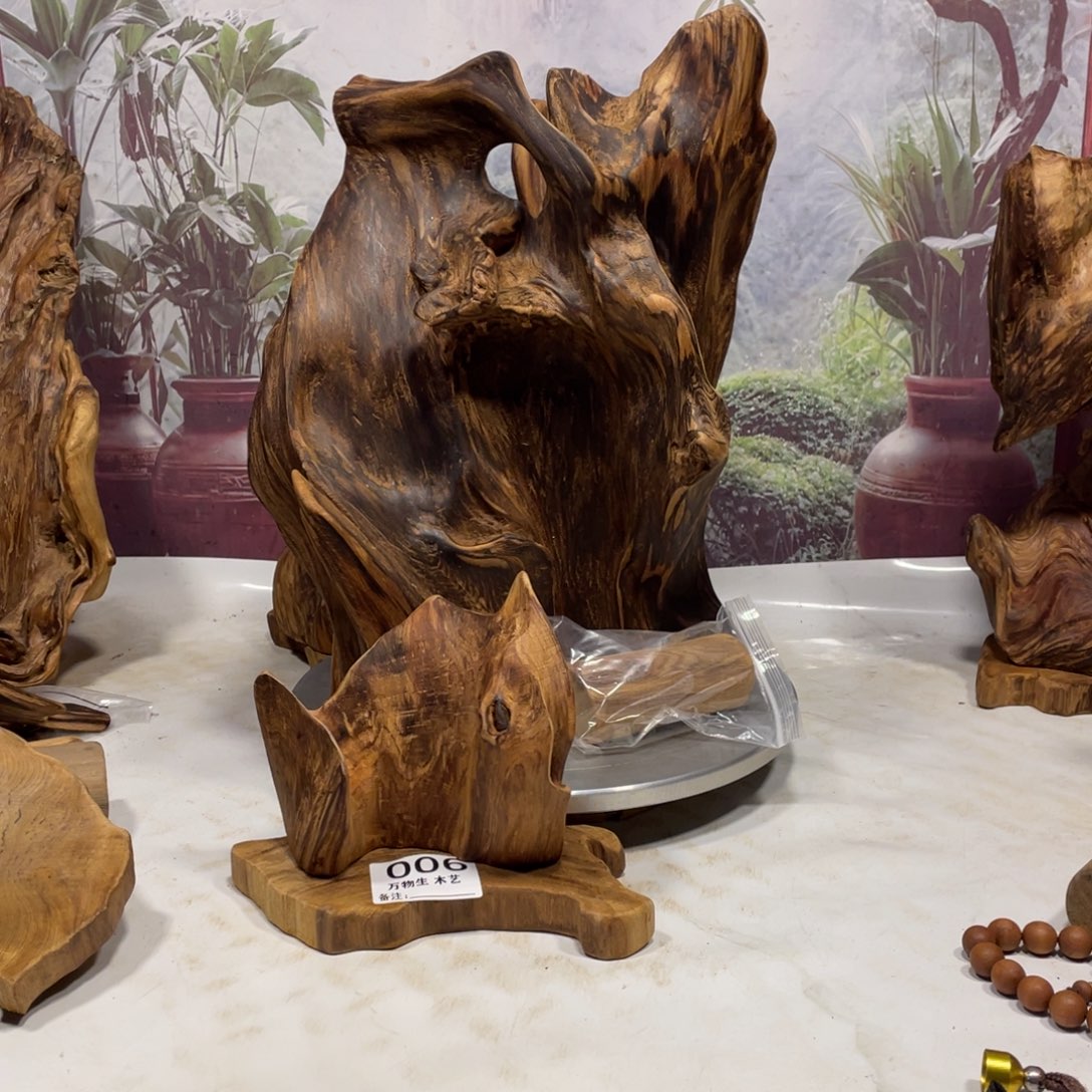 地***主木清凉薄荷药香味随形摆件，土埋老料自然香韵造型独特