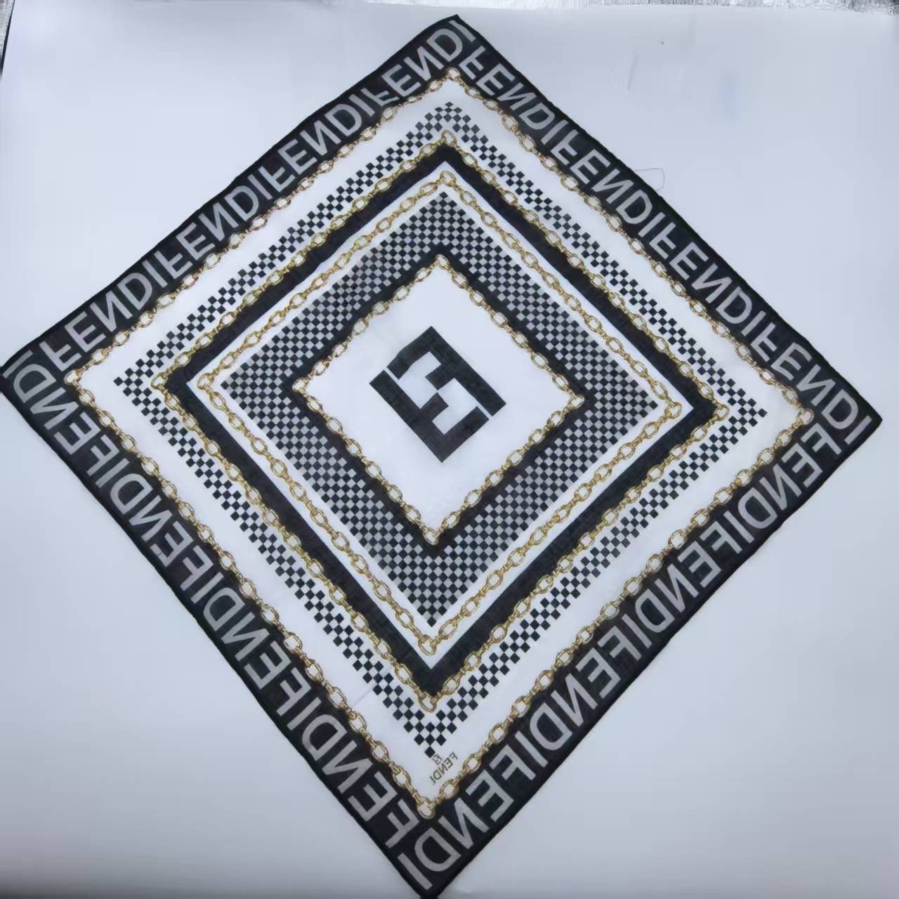 95新 FENDI/芬迪 海囤/芬迪/丝巾/yy13980