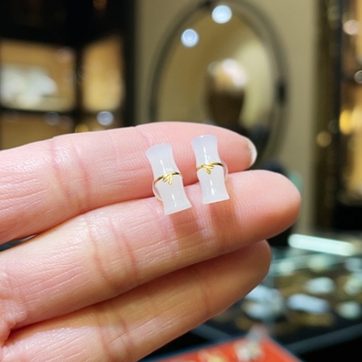 【闪购商品】和田玉耳饰18K金镶嵌节节高