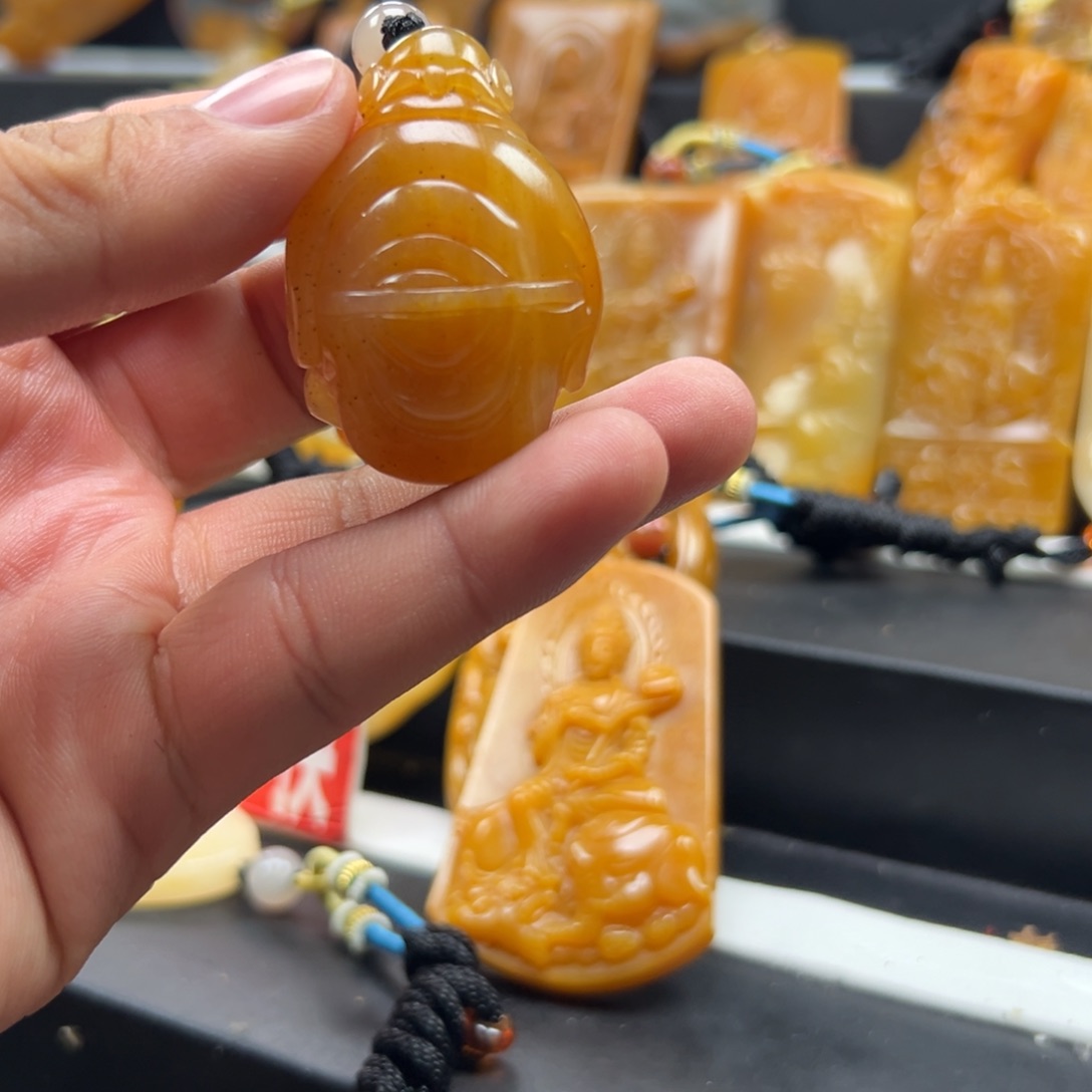 石英质玉（黄龙玉）未镶嵌多选一发货