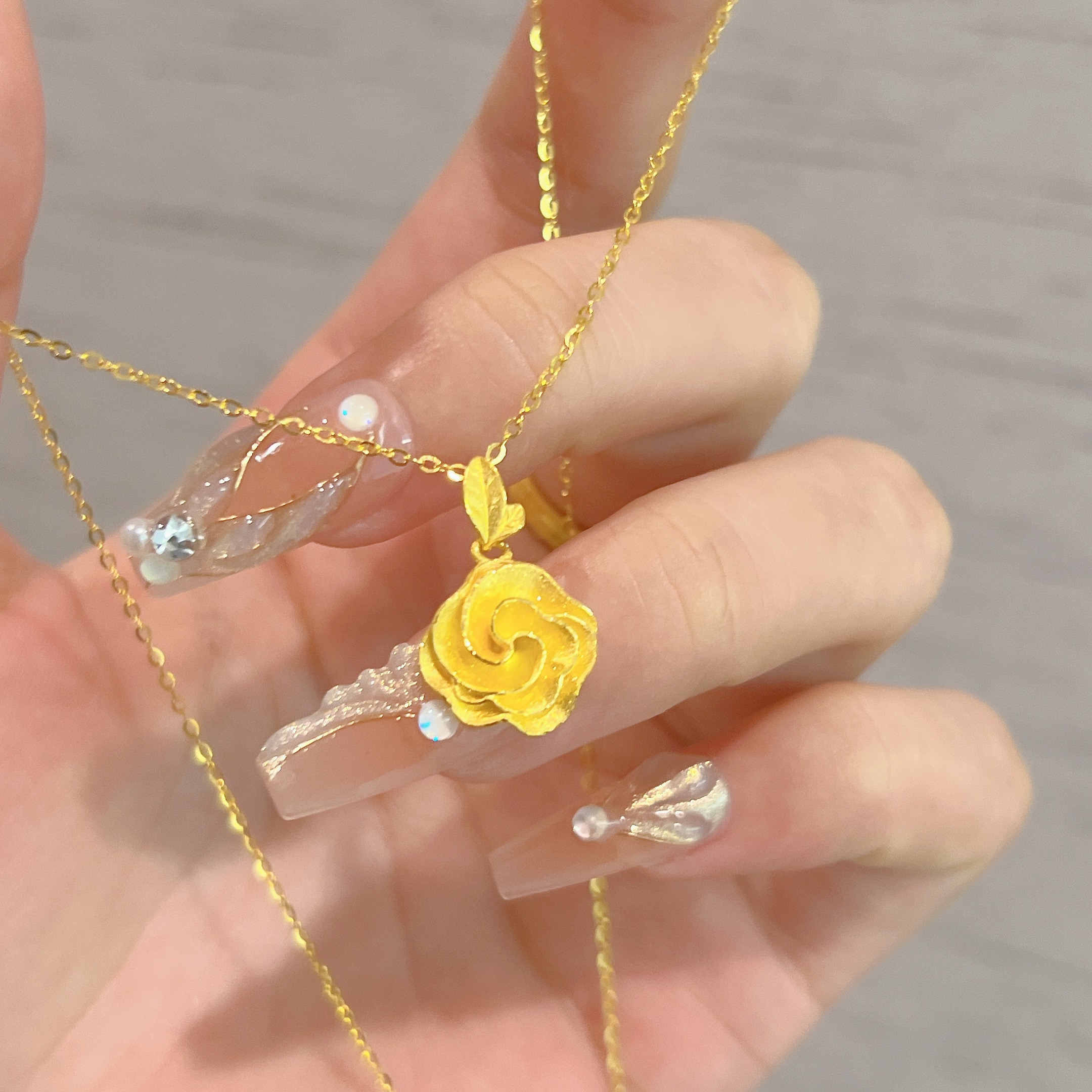 不支持七天无理由 【磨砂玫瑰花黄金项链】足金999  多样性发一