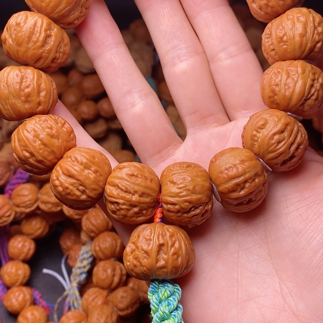 【闪购商品】文玩核桃吊坠满****。磨盘23