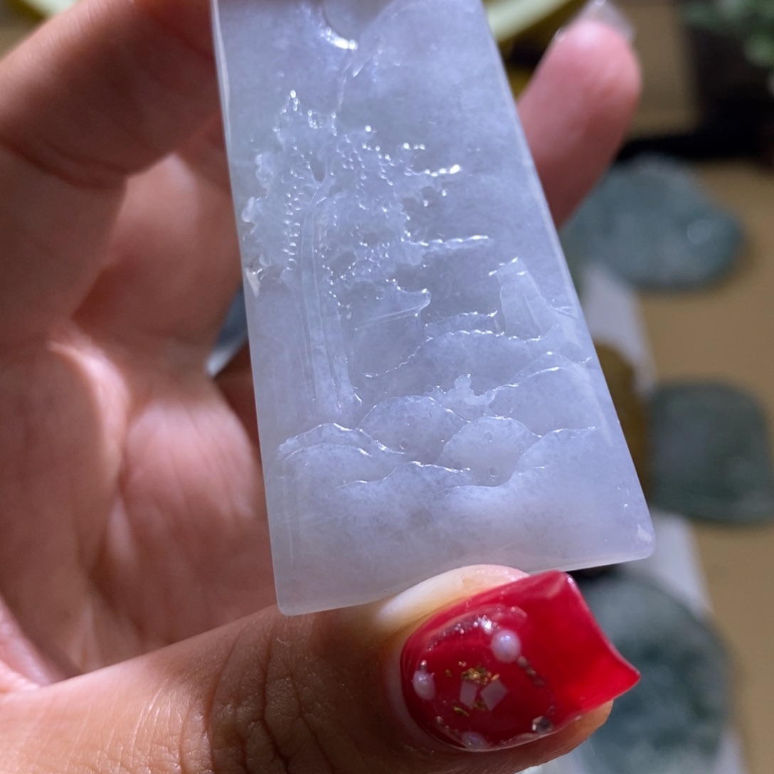 【闪购商品】翡翠颈饰未镶嵌山水