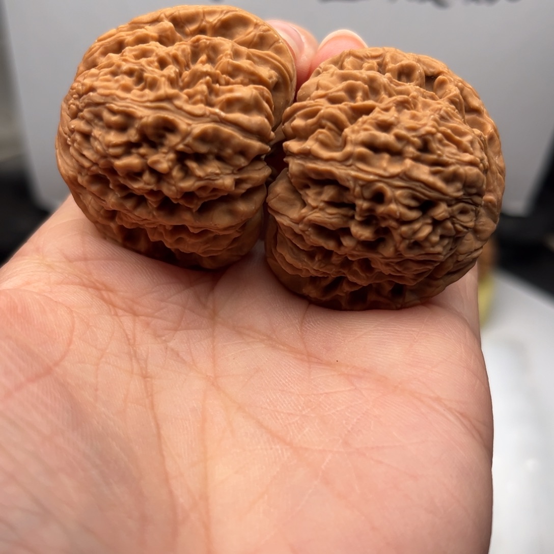 文玩核桃吊坠南疆40