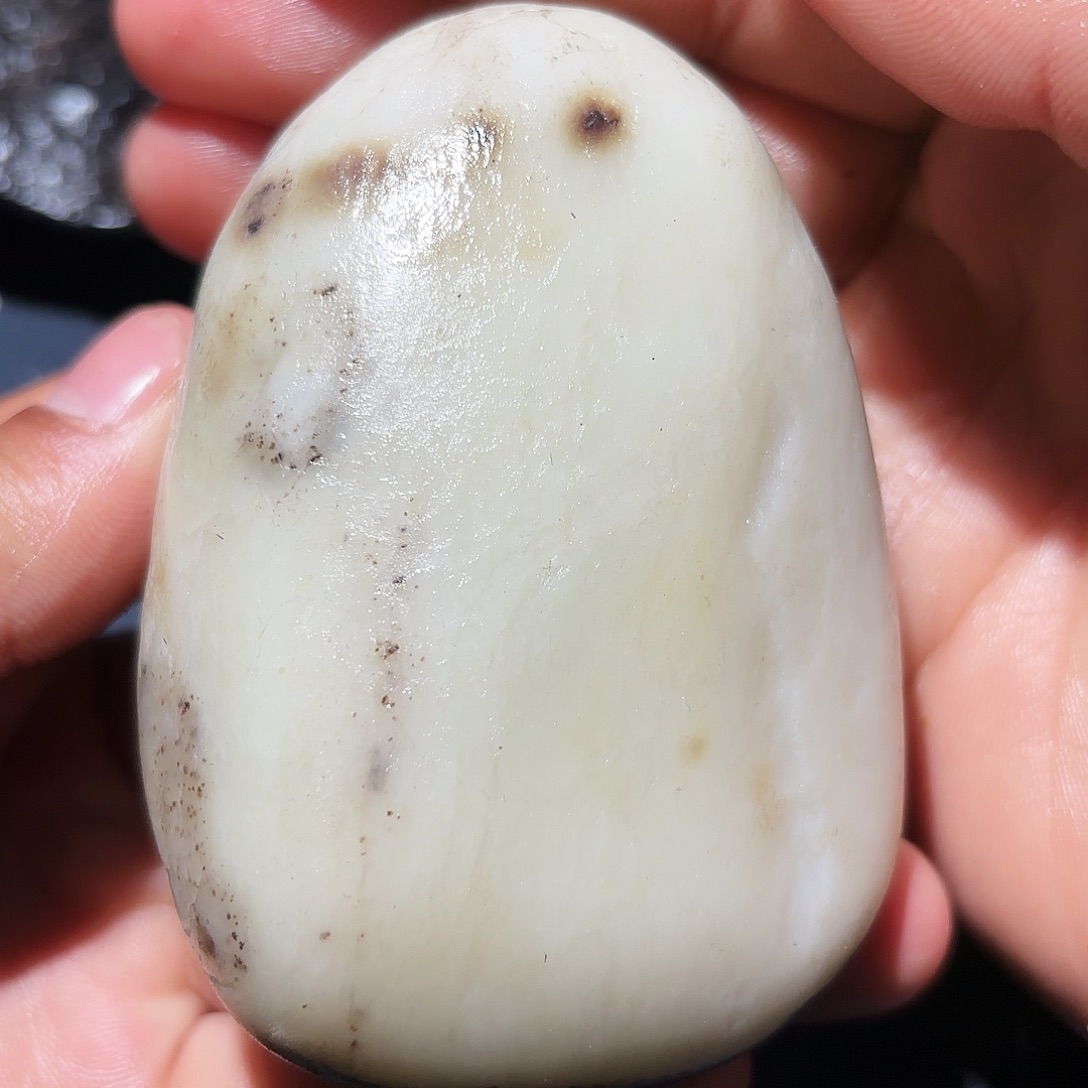 和田玉未镶嵌珠宝奇石