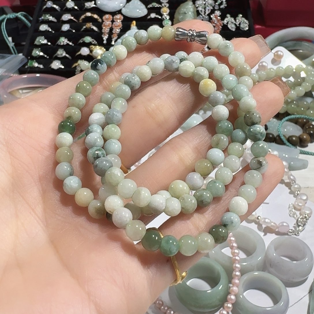 翡翠未镶嵌颈饰009