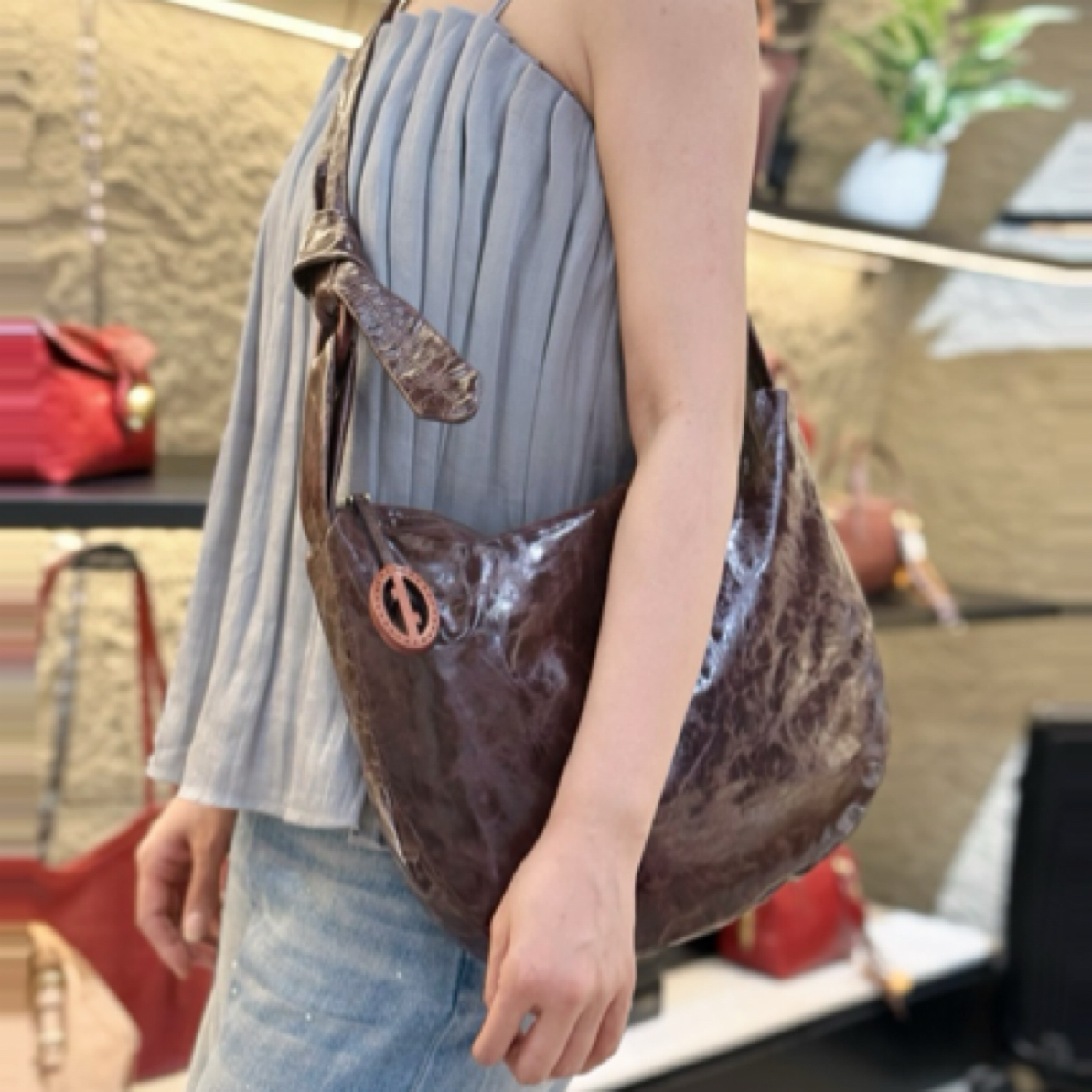 食草堂手工头层皮  单肩斜挎包 蒲月