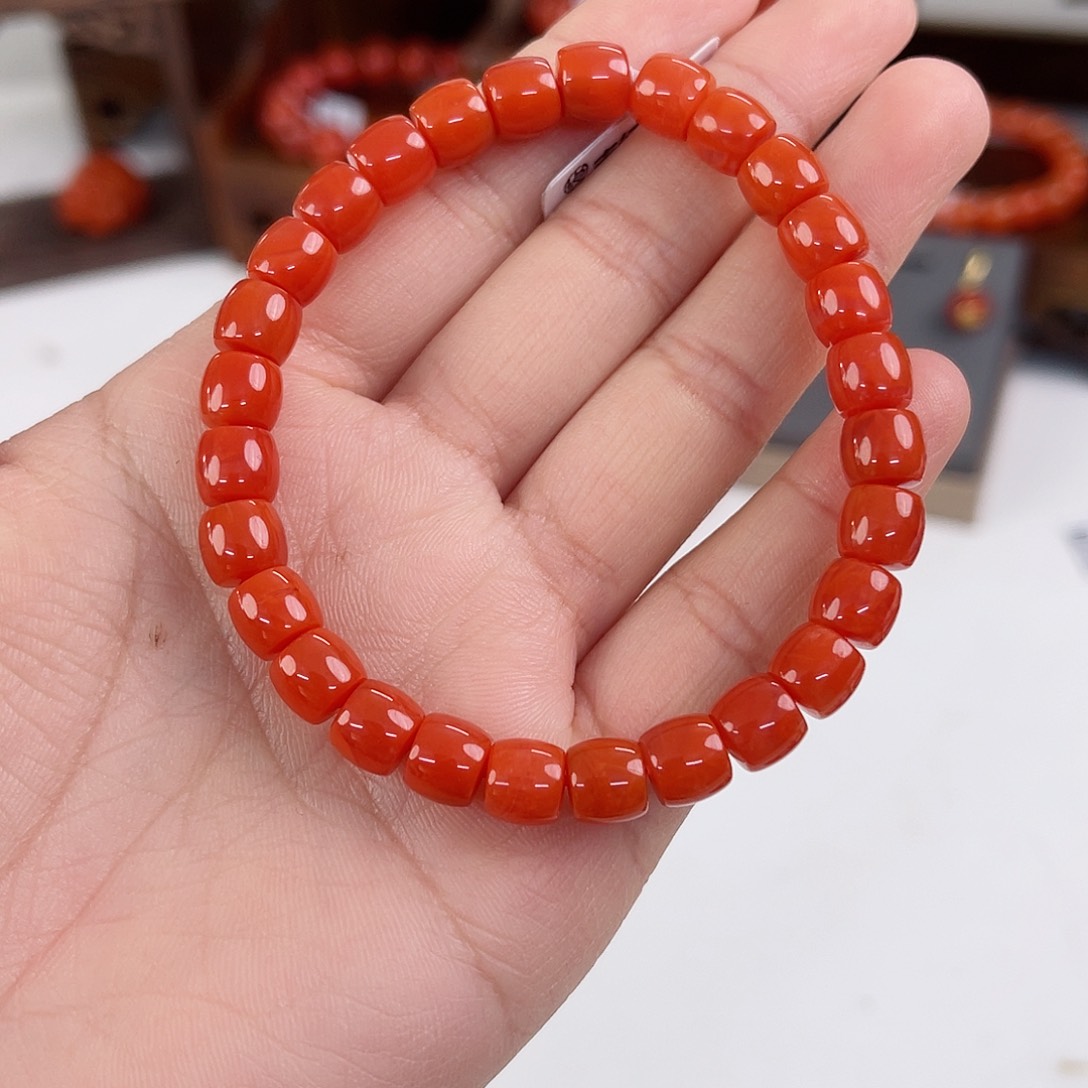 南红玛瑙瓦西直切单圈7mm未镶嵌一****士