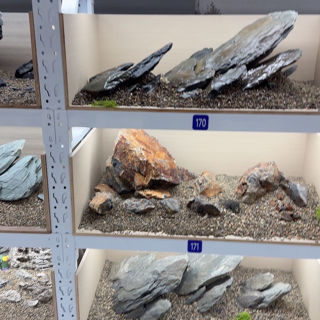 169黑金石山峰（送50斤溪流沙）