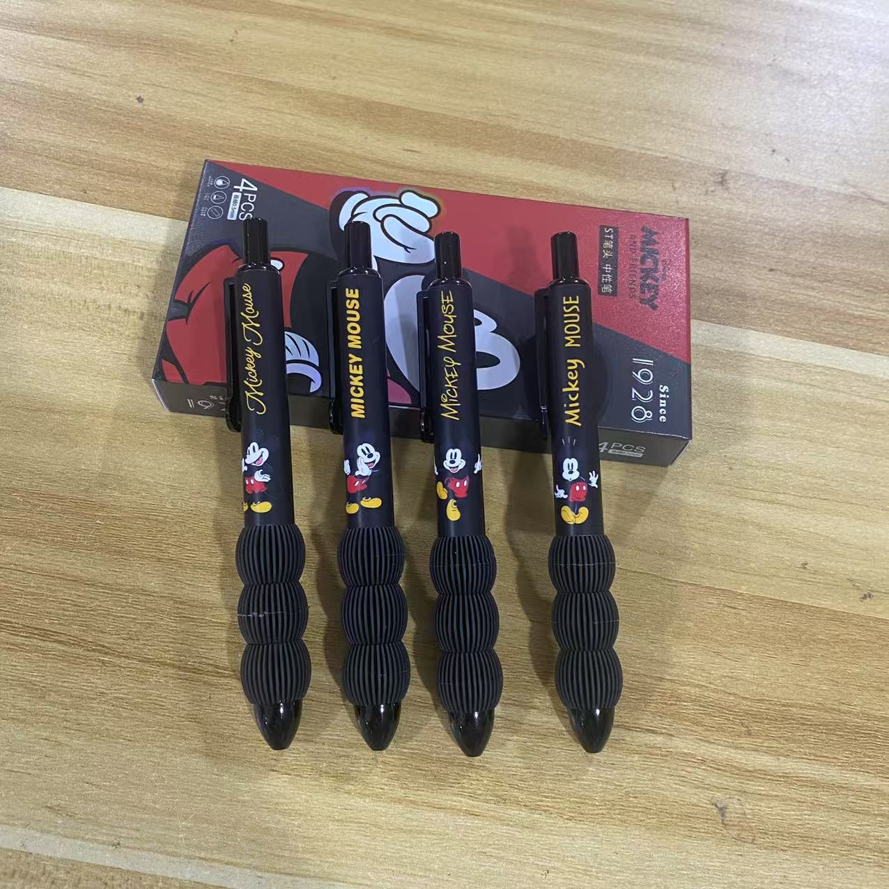 优凡迪士尼 - 米奇 超软握 黑色按动中性笔