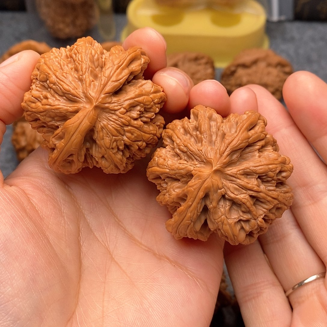 文玩核桃把件©*?粗筋47尺