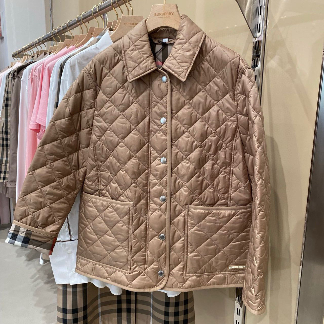 未使用 BURBERRY/博柏利 女款棉服 袖口内衬经典色 宽松版型