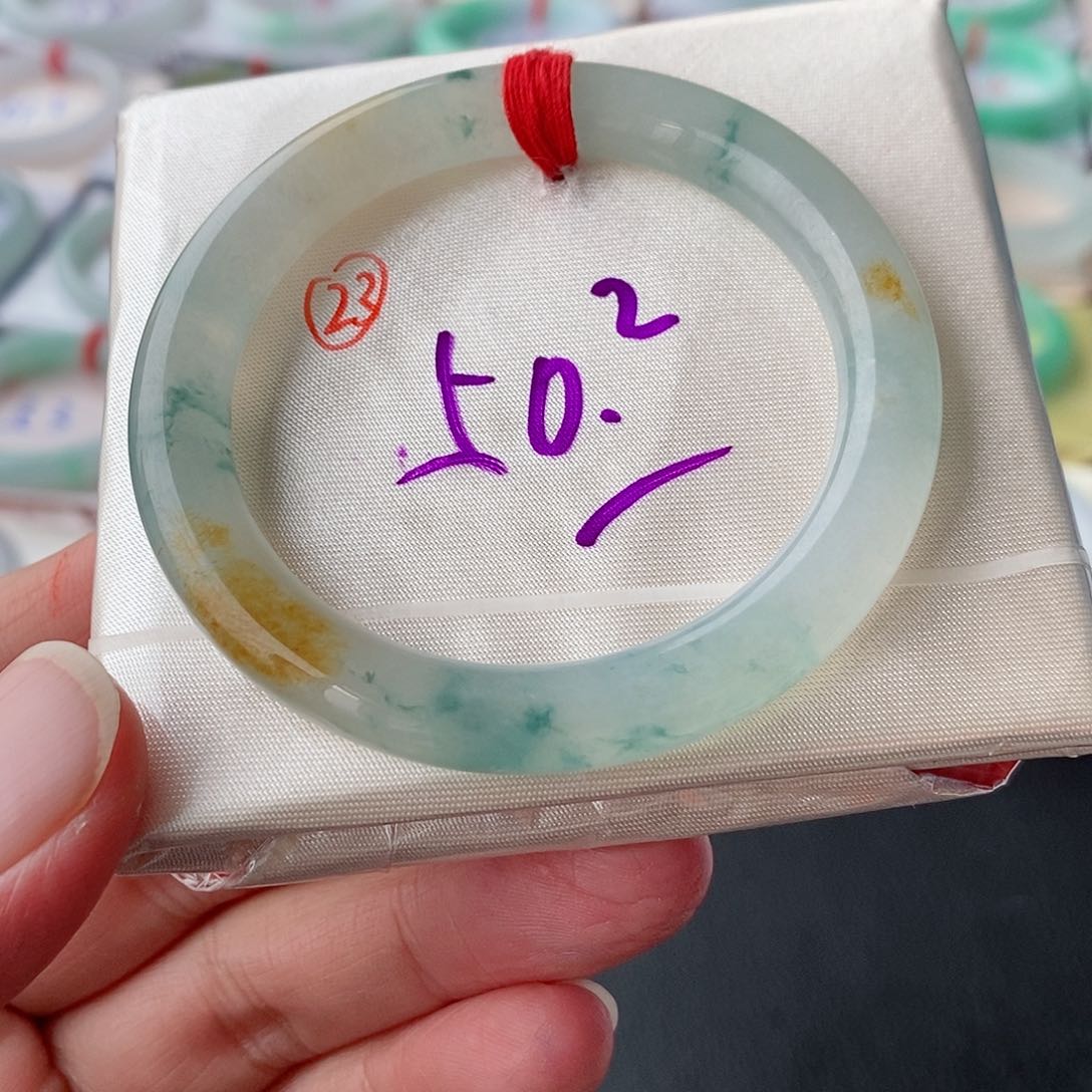 翡翠手镯未镶嵌23号链接