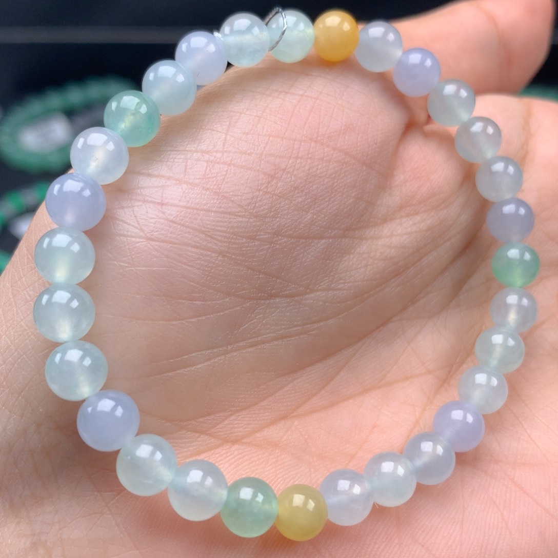 翡翠手链未镶嵌卡