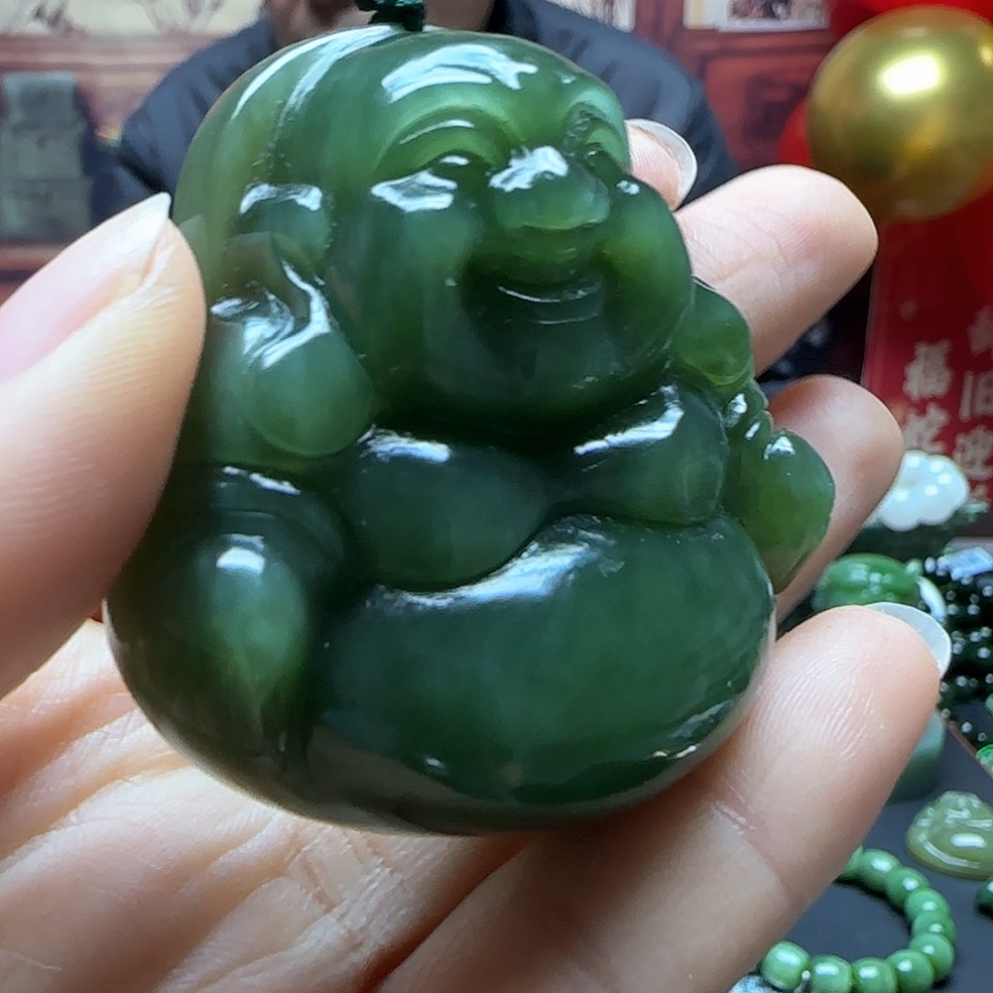 和田玉吊坠未镶嵌