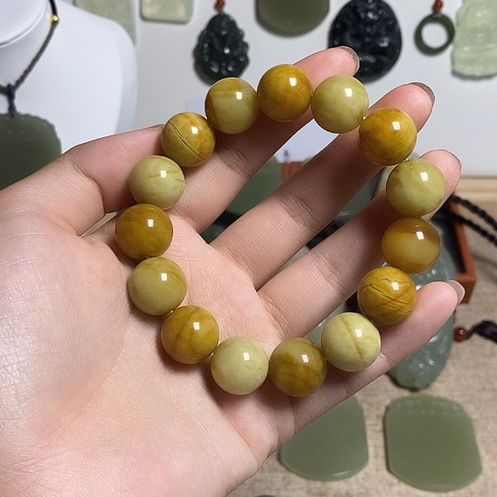 未镶嵌蛇纹石玉手链