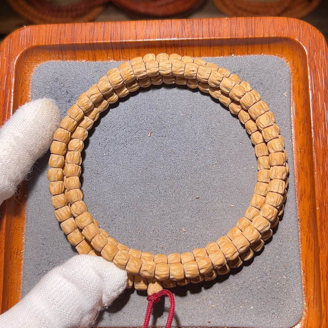 柏香籽/百香籽吊坠黄油皮方块顺6+