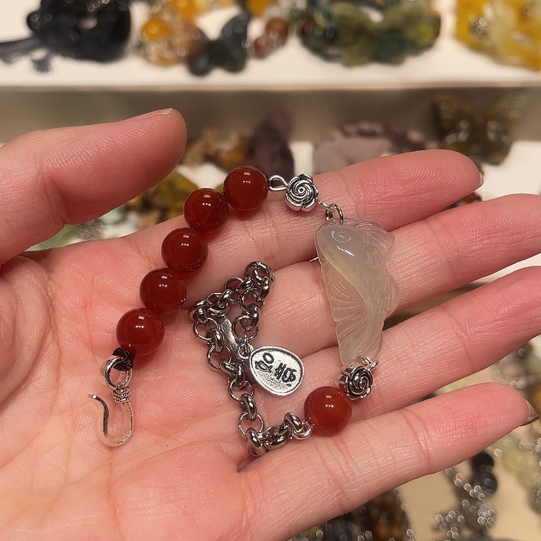 蛇纹石玉合金颈饰