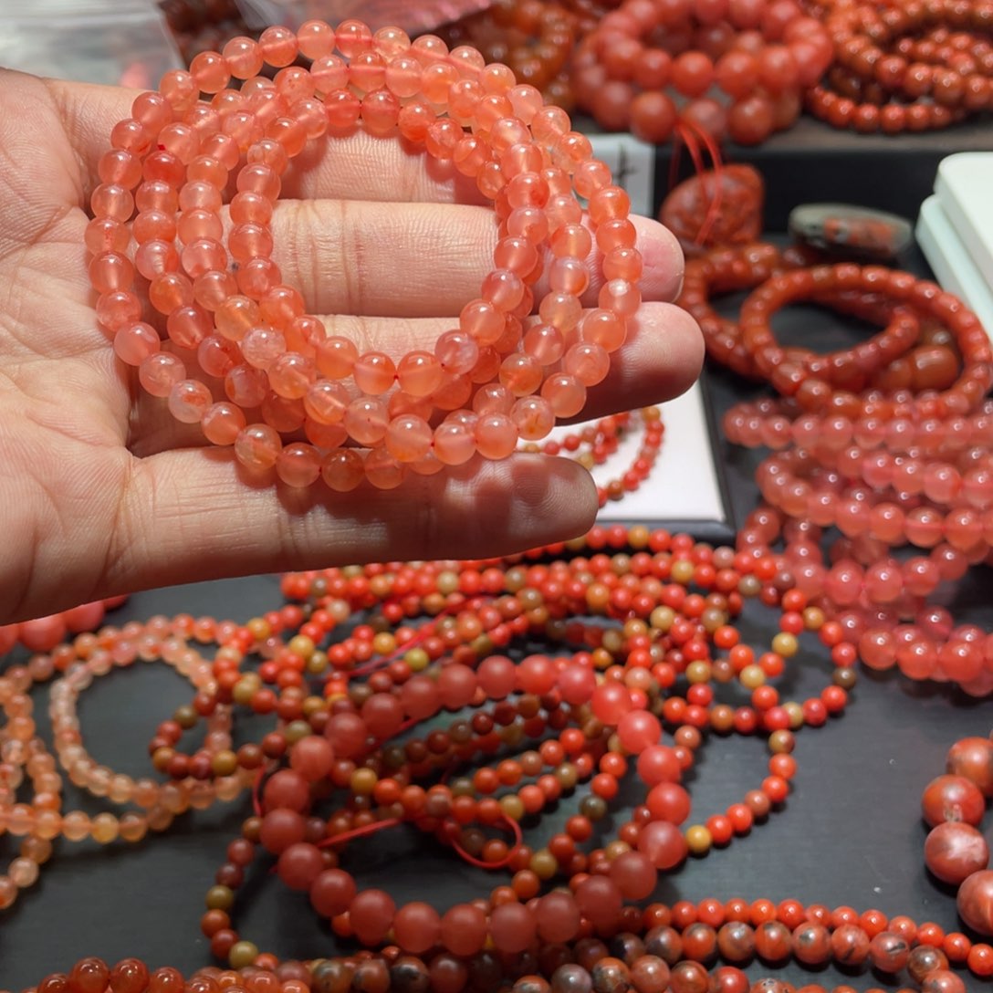 南红玛瑙手链未镶嵌