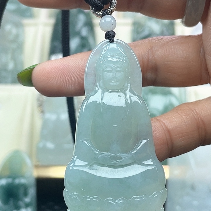 颈饰未镶嵌翡翠小*壳天然缅甸翡翠A货素衣观音