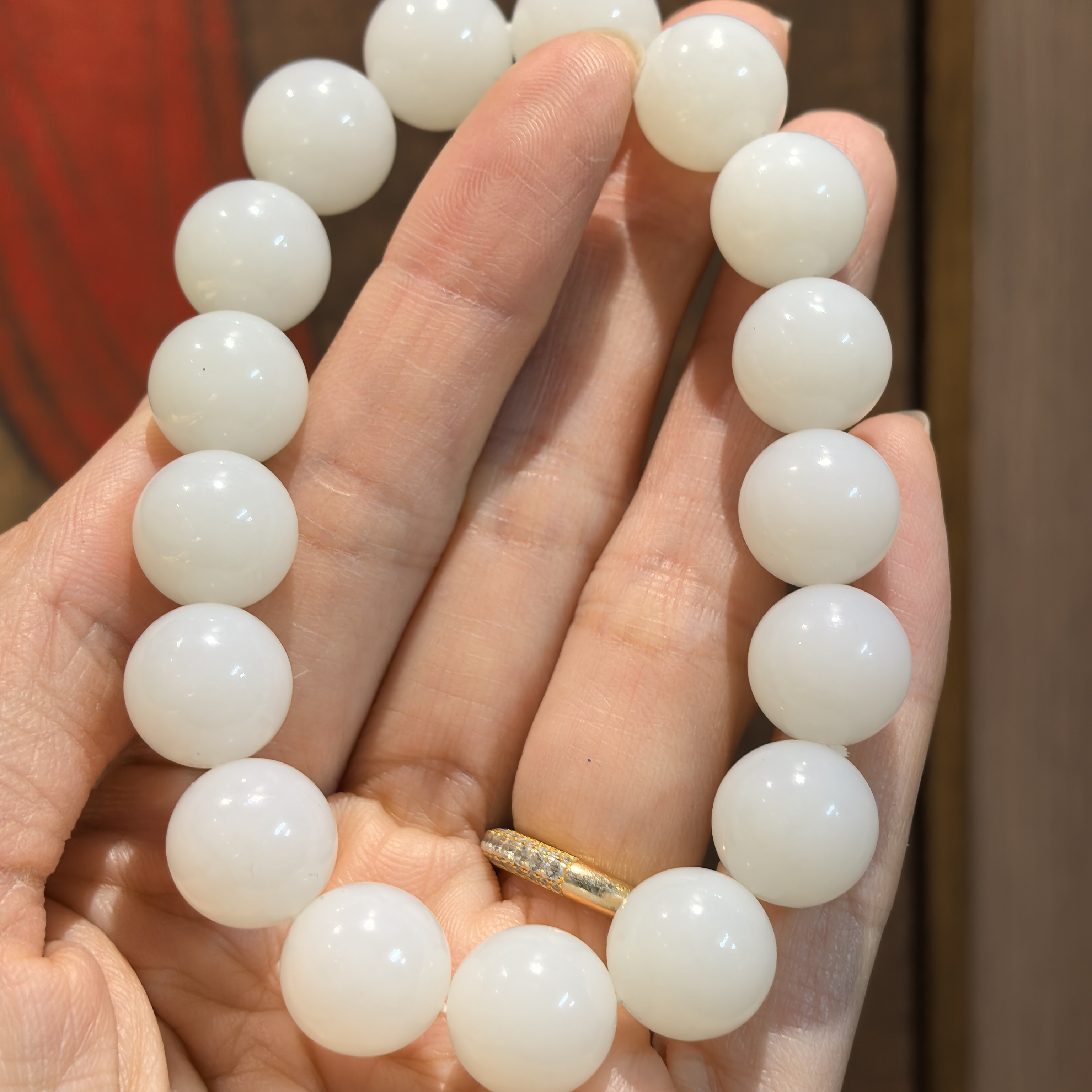 和田玉白玉白度好过眼过灯圆珠手串12mm