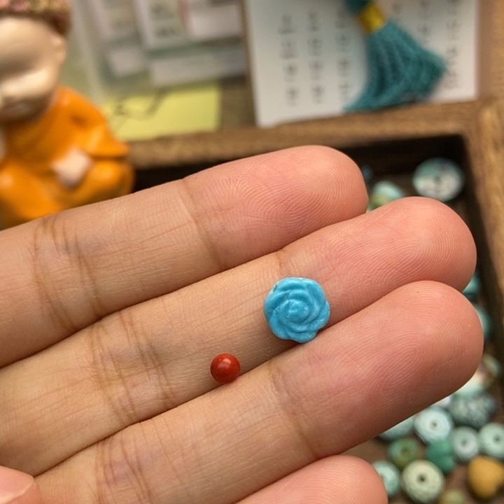 南红玛瑙未镶嵌珠宝奇石