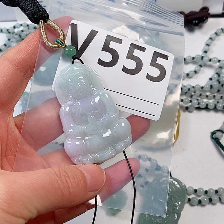 翡翠颈饰未镶嵌天然