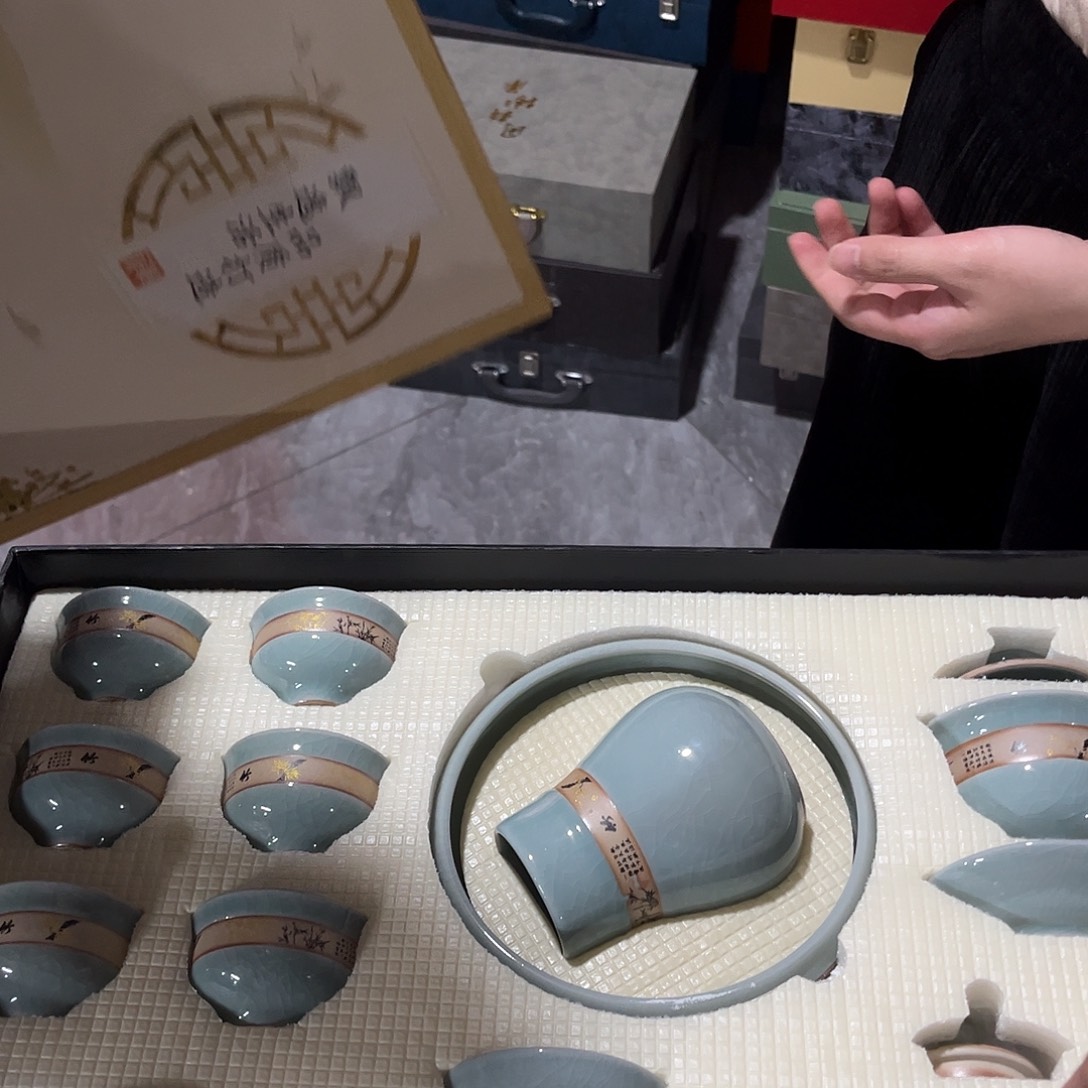 茶具套装系列摆件等