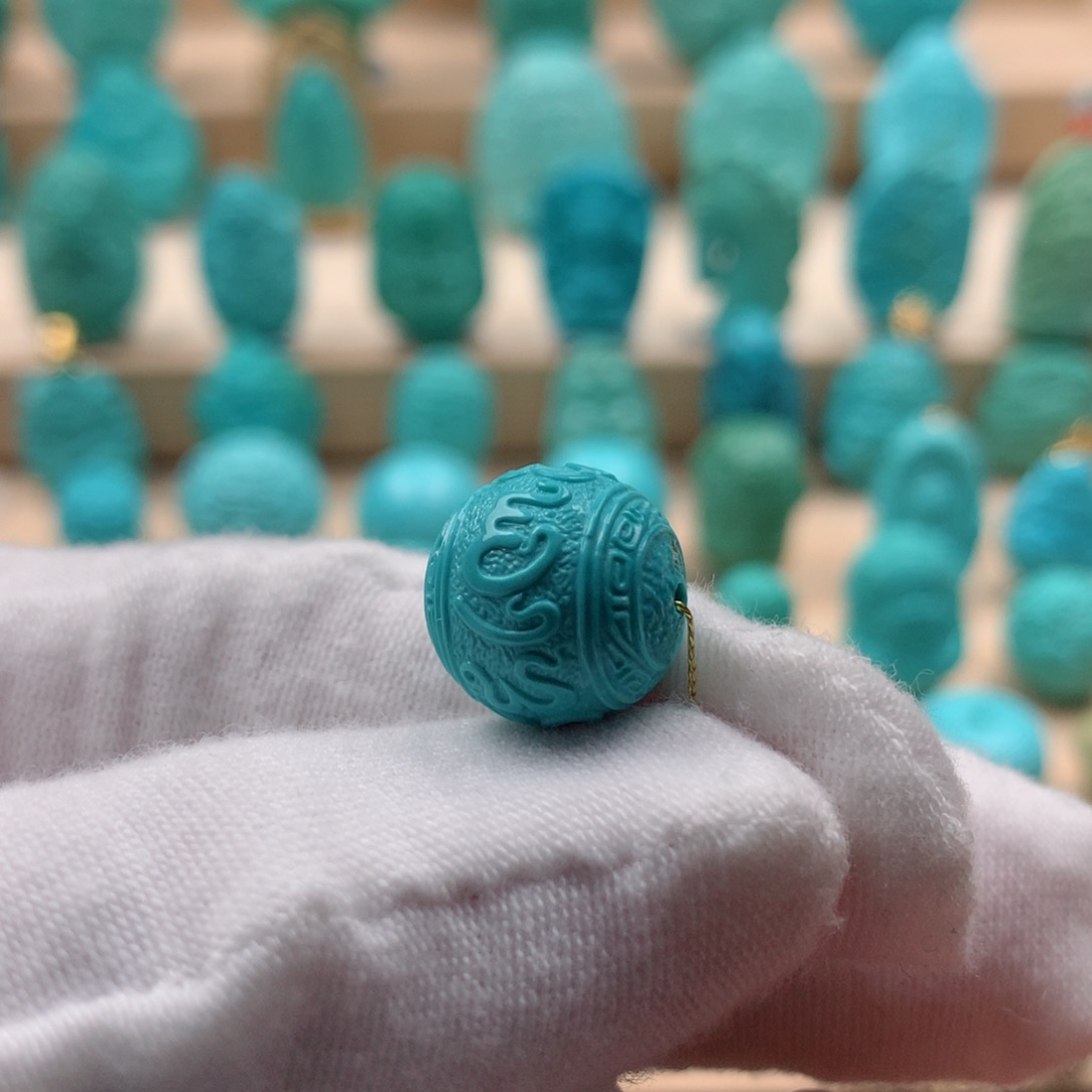 绿松石配饰未镶嵌