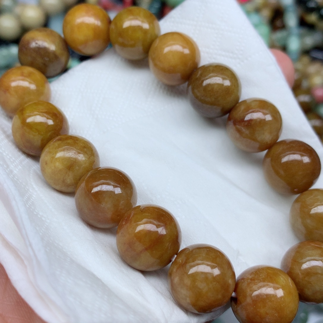 翡翠未镶嵌颈饰珠子