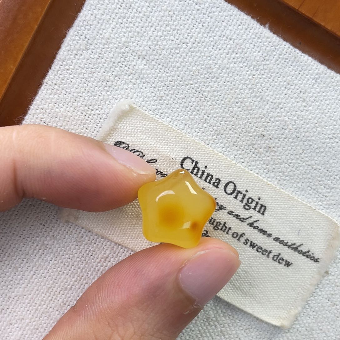 未镶嵌琥珀珠宝奇石星星