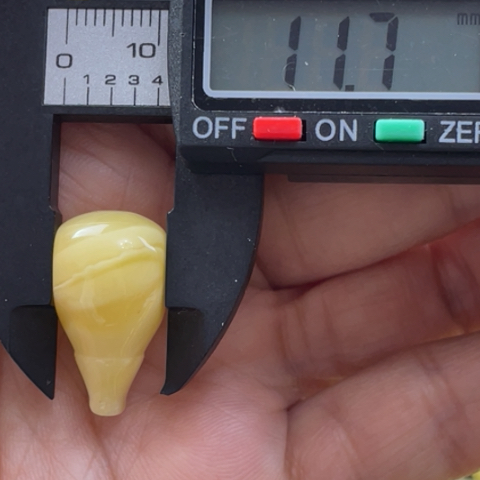 【闪购商品】未镶嵌蜜蜡裸石2杂