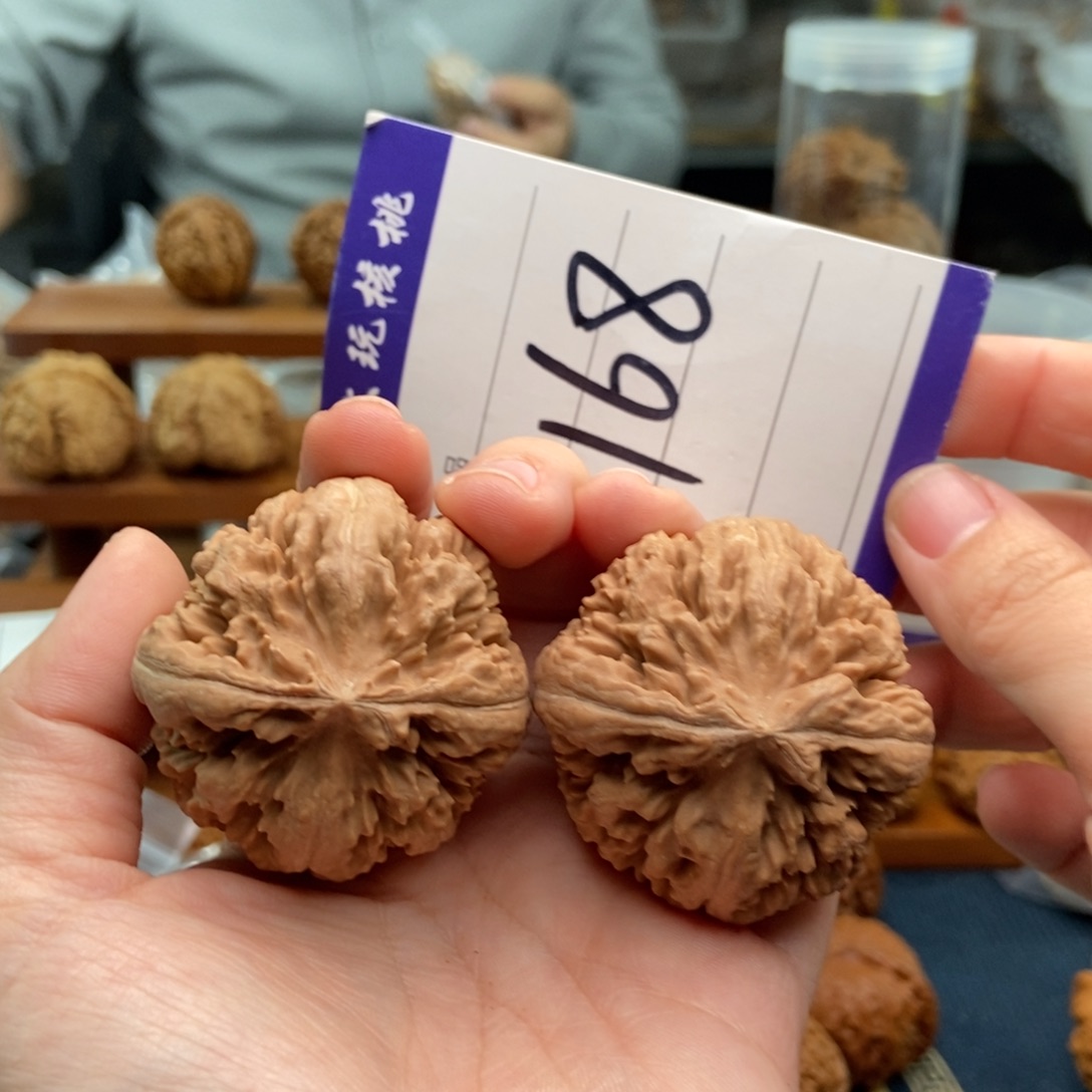 文玩核桃吊坠44霸王龙