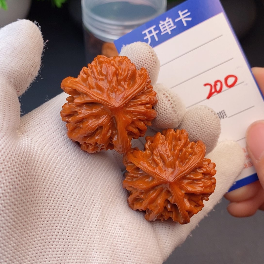 文玩核桃把件38三棱200