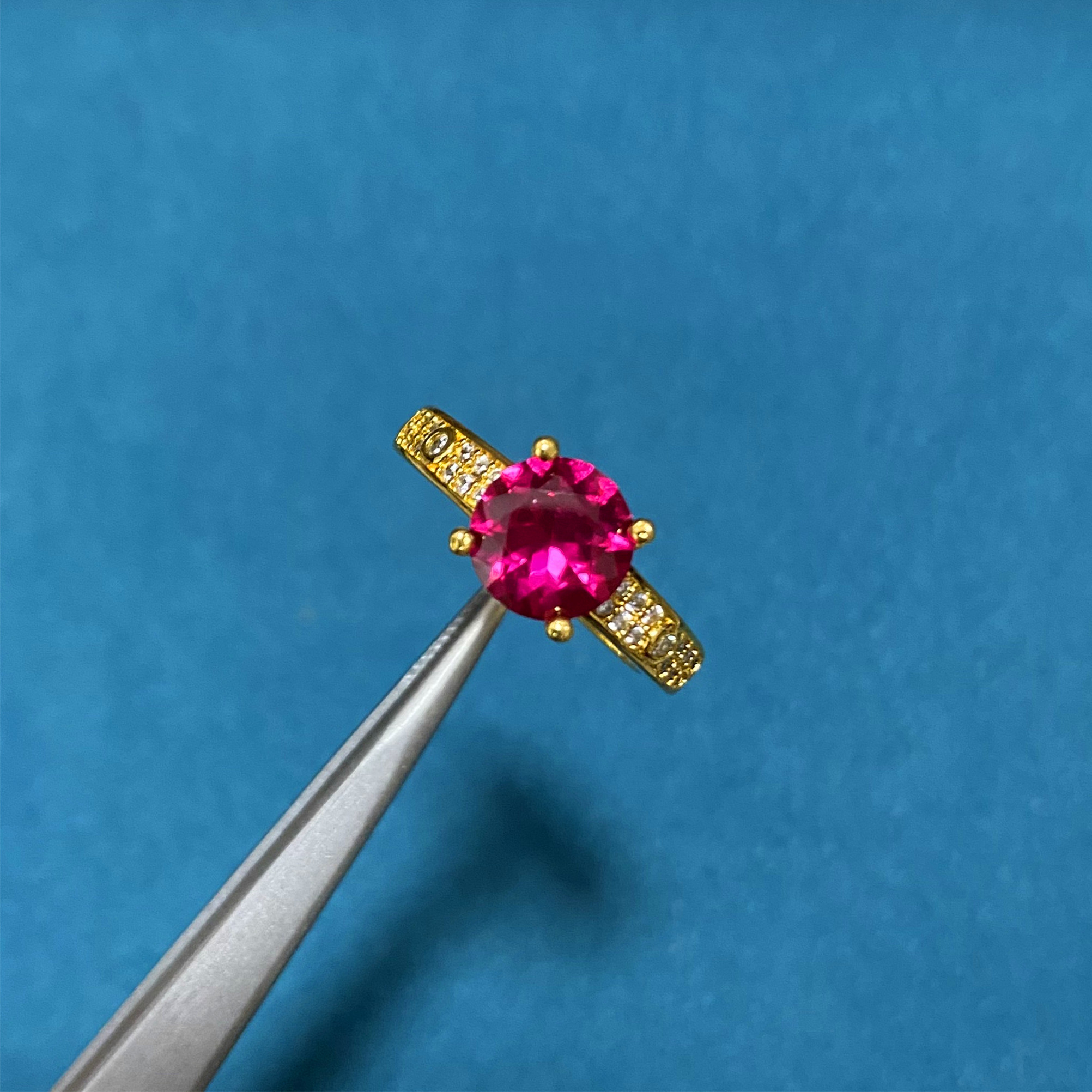 红宝石（处理）高贵奢华豪镶红钻戒指905