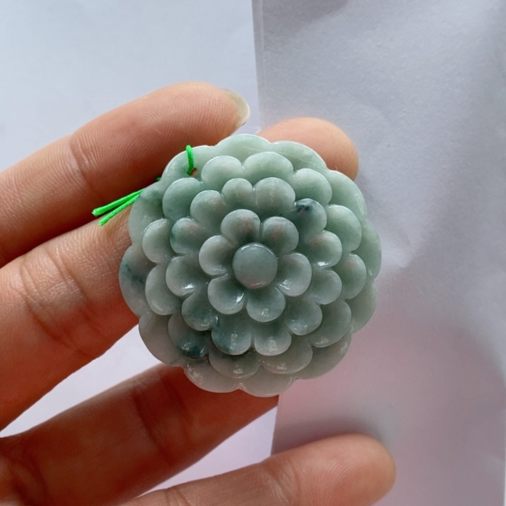 翡翠颈饰未镶嵌天然