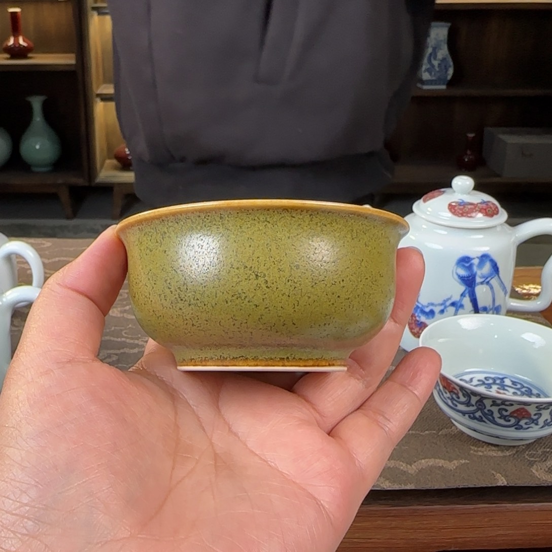 尴尬啊君君君君君君君君咯咯哦哦OK