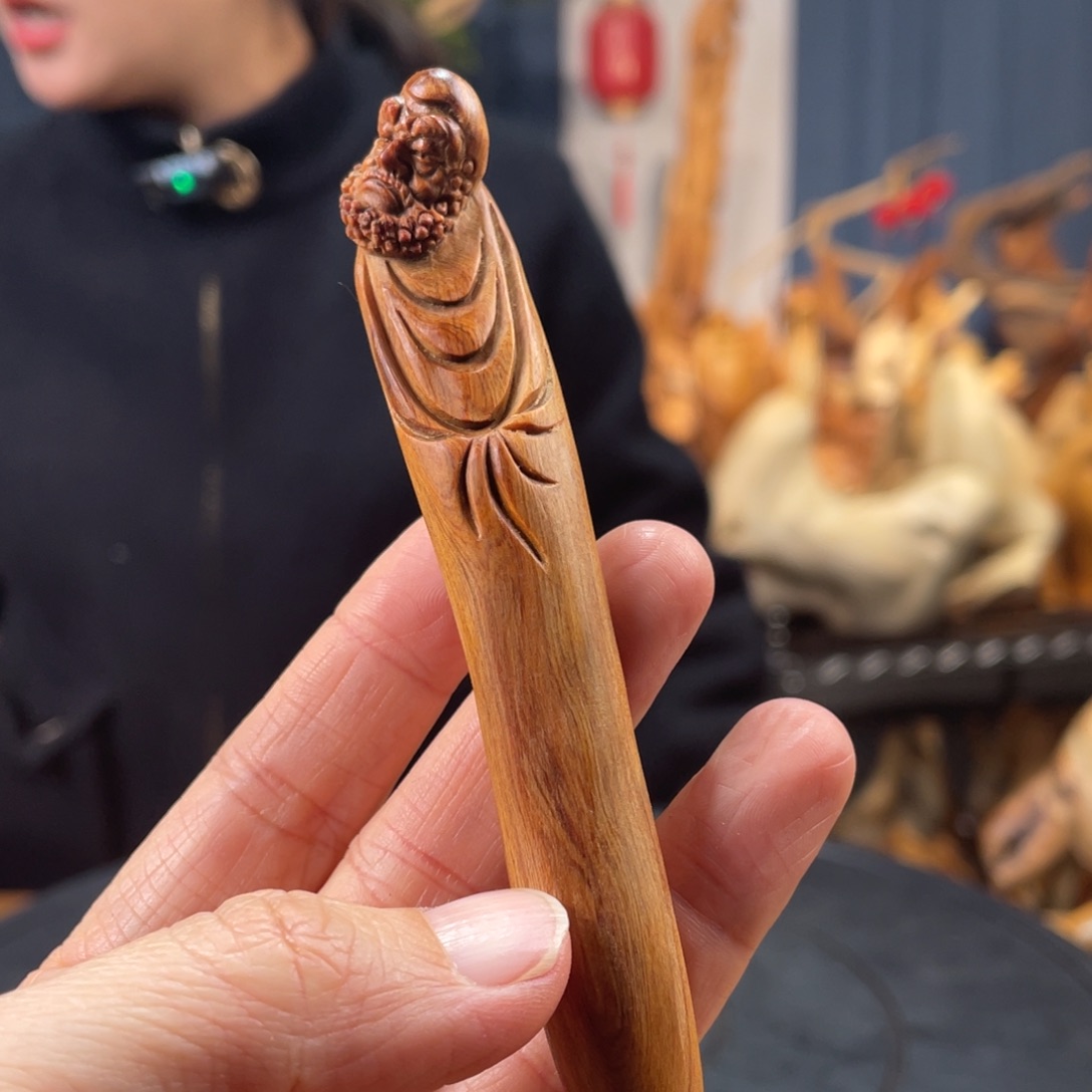 柏木（崖柏）手把件