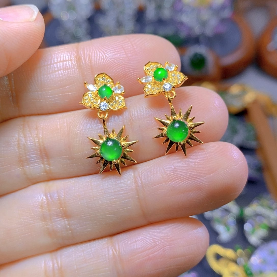 翡翠颈饰银S925镶嵌天然翡翠