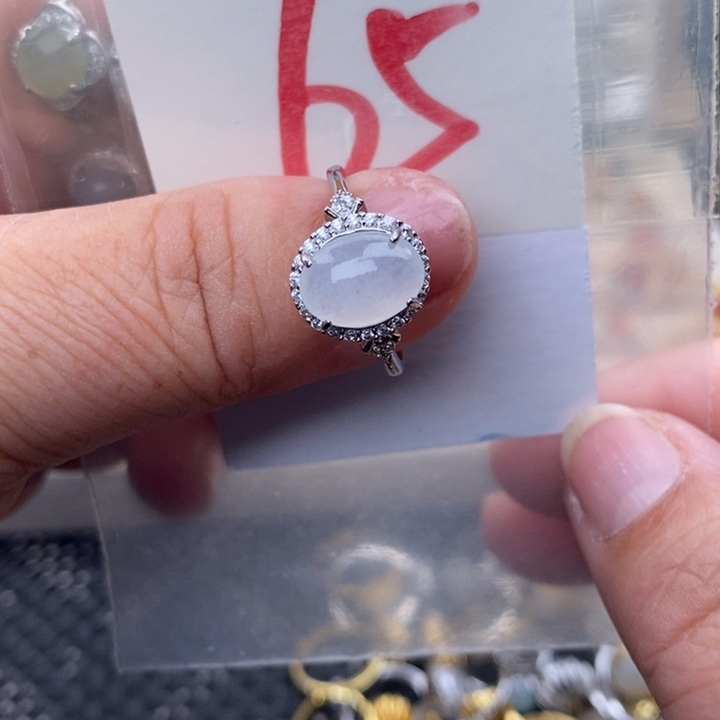 未镶嵌戒指翡翠缅甸