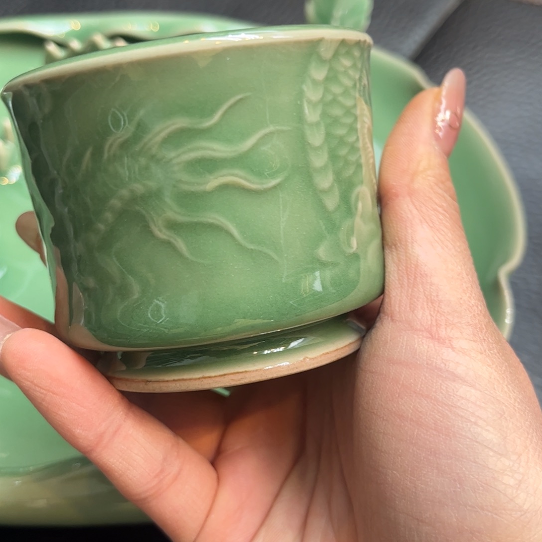 杯꧁****哈哈哈哈哈哈哈哈哈哈微瑕