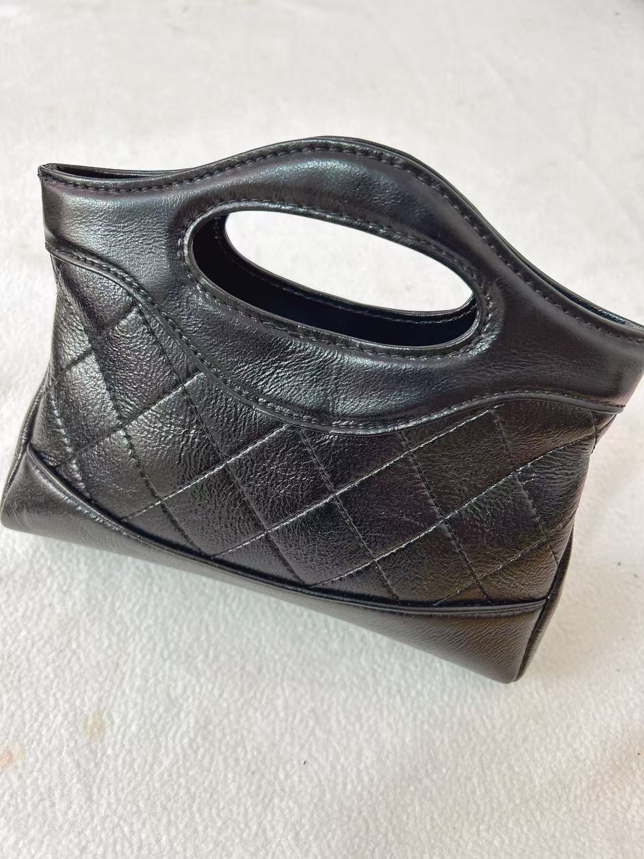 A76 蛇年质感小众百搭时尚小手提包女士