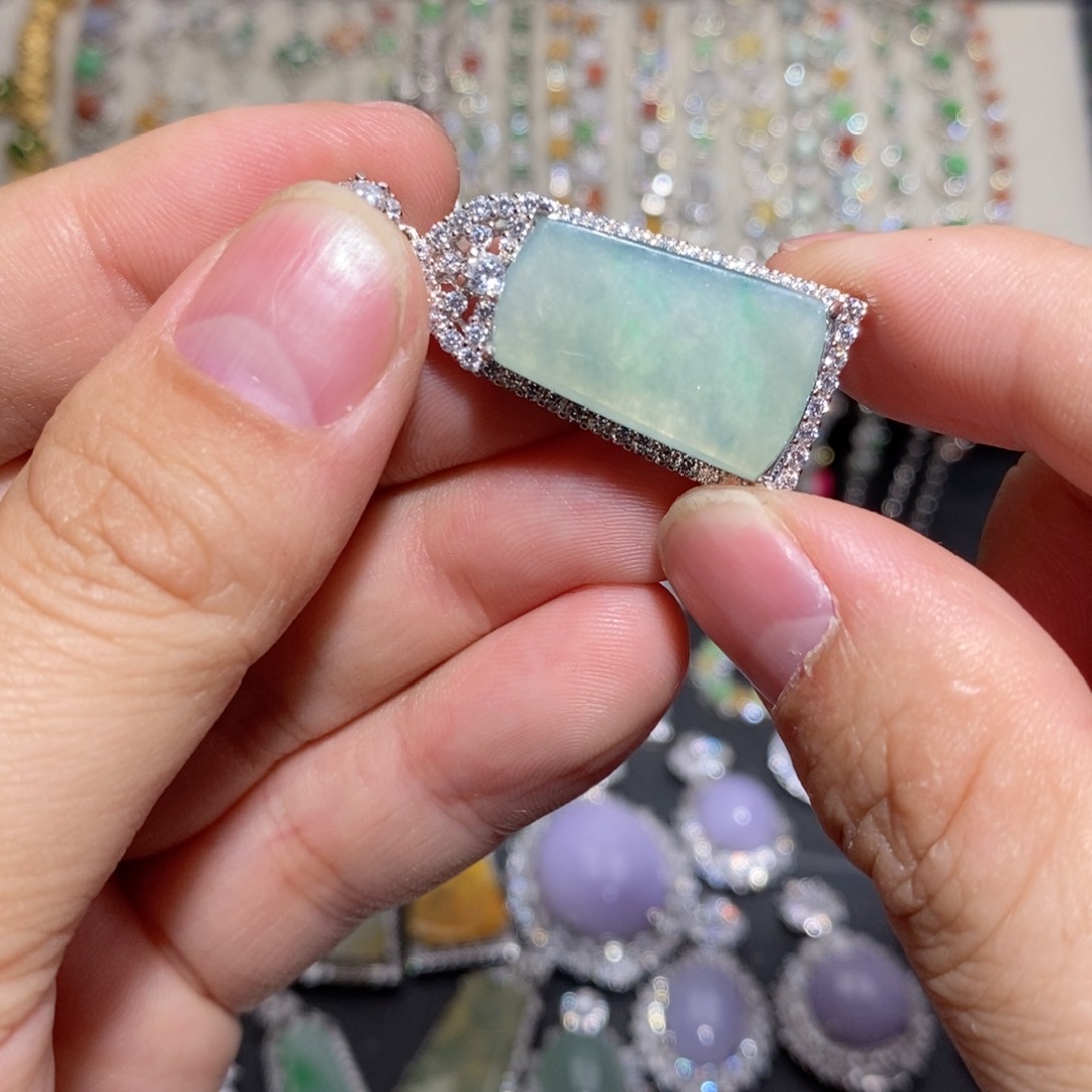 翡翠银S925镶嵌颈饰n k k k