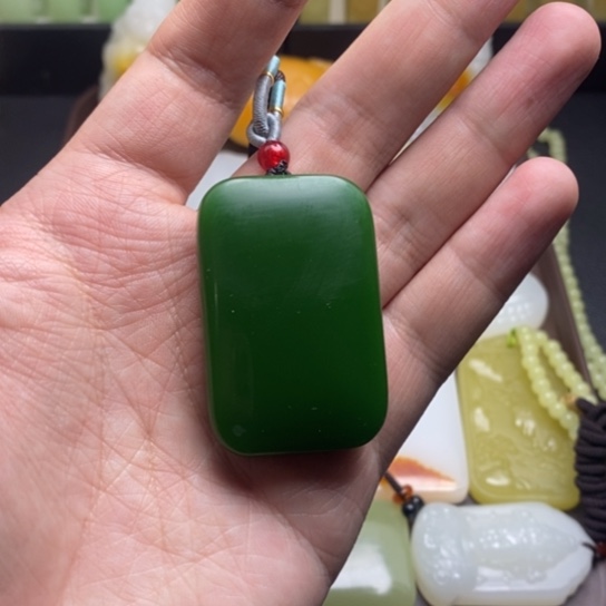 天然精品无事牌吊坠