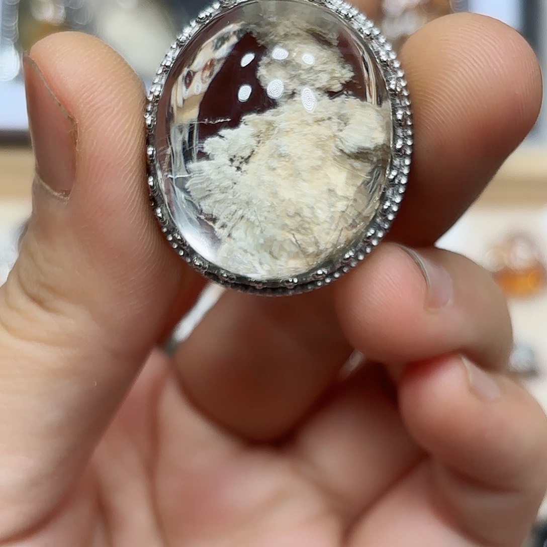 玉****未镶嵌颈饰水晶水晶